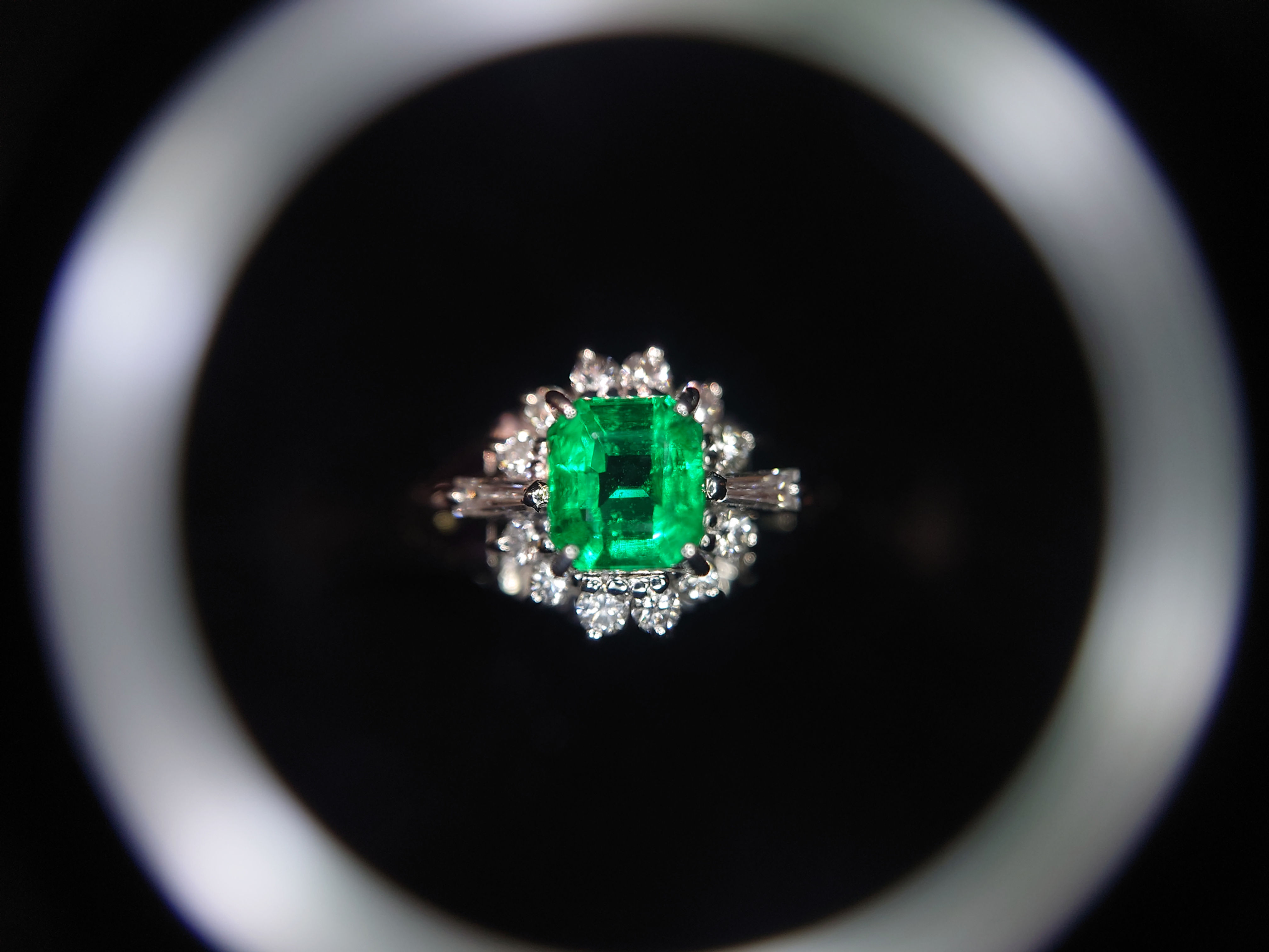 Natural Emerald 0.44ct Diamond 0.17ct Pt900 Ring