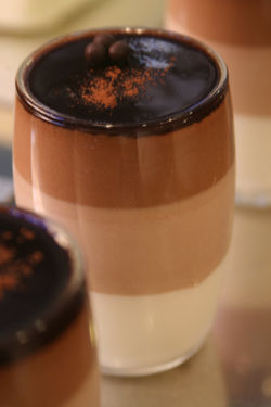 VASO 3 CHOCOLATES.