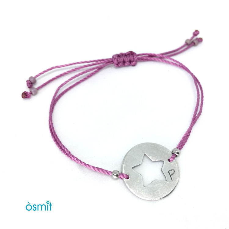 Miniatura: Pulserita con forma calada e inicial