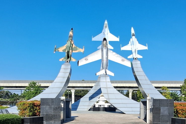 RTAF 01.jpg
