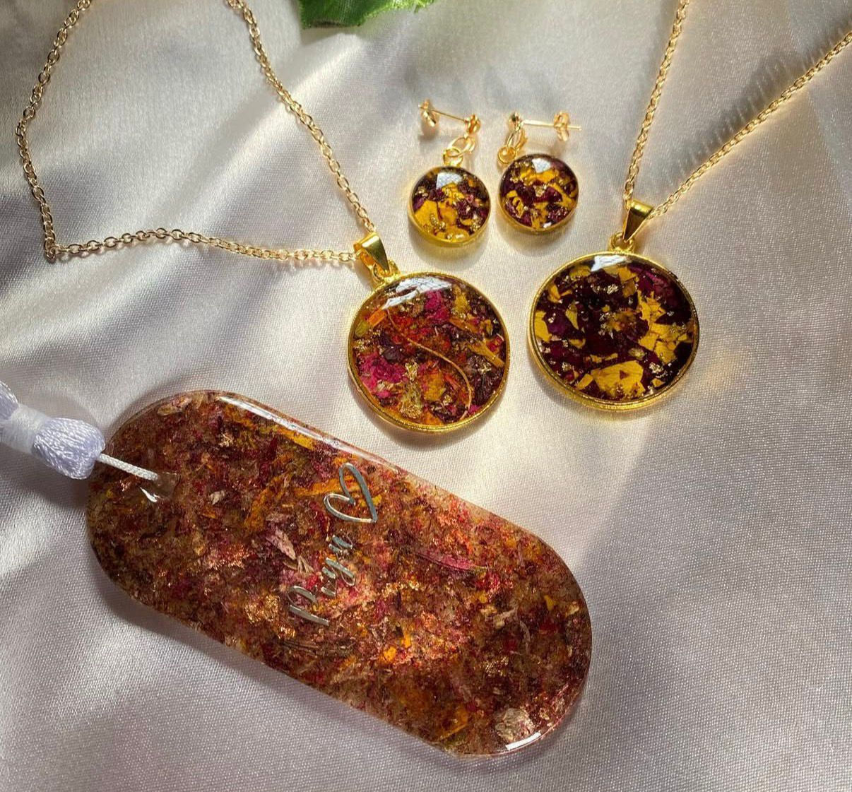 Rose Preservation Bookmark, Earrings & Pendan