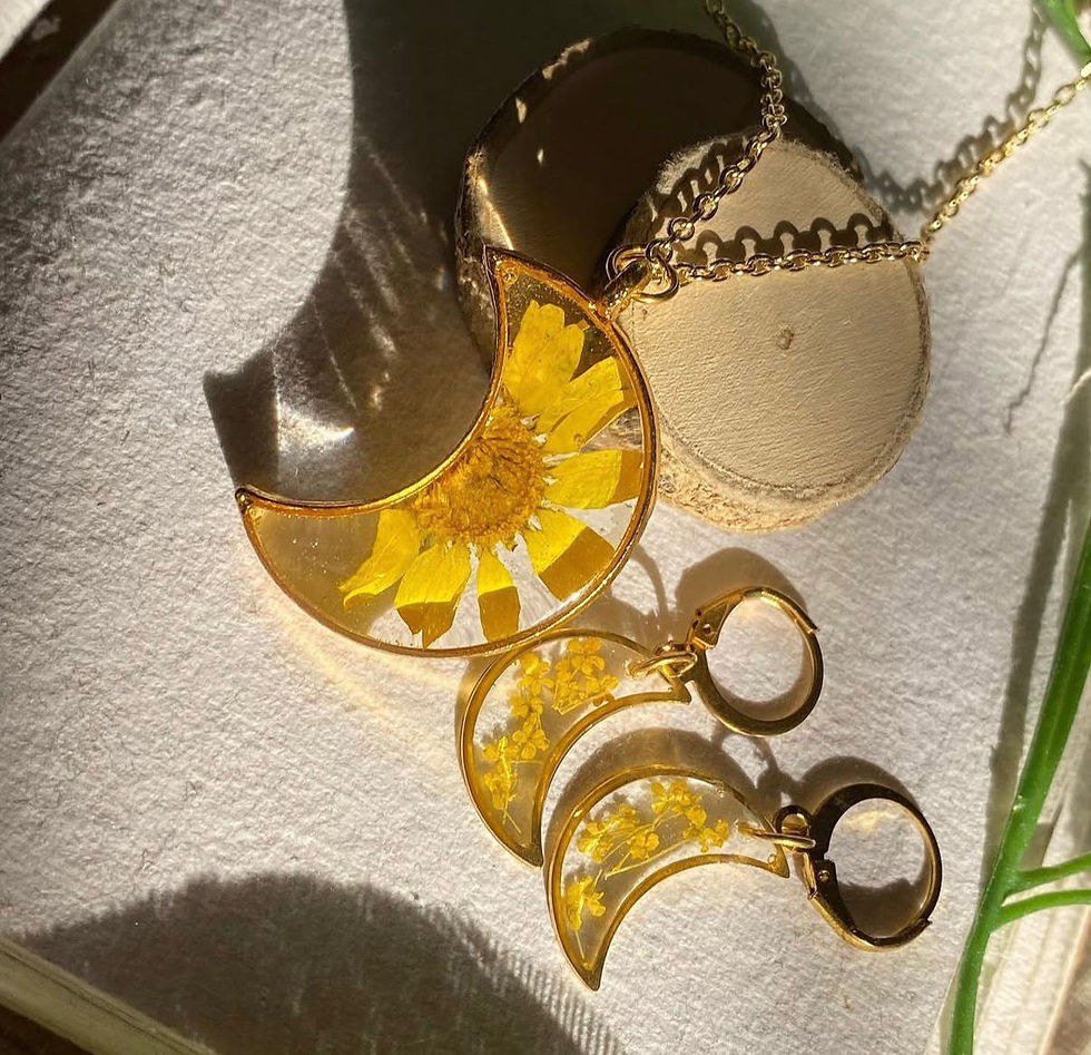 Thumbnail: Golden Moon Bloom Set
