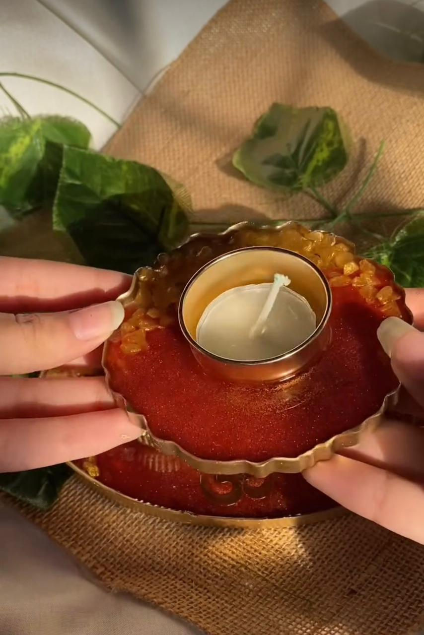 Thumbnail: Red Gold Aura Tray