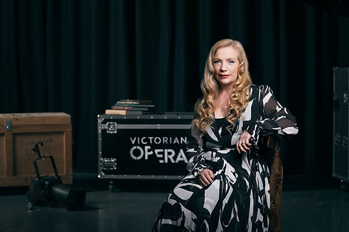 Victorian Opera_Elizabeth Hill-Cooper © Charlie Kinross (1).jpg