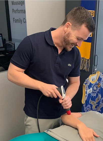 Shockwave-therapy-for-tennis-elbow