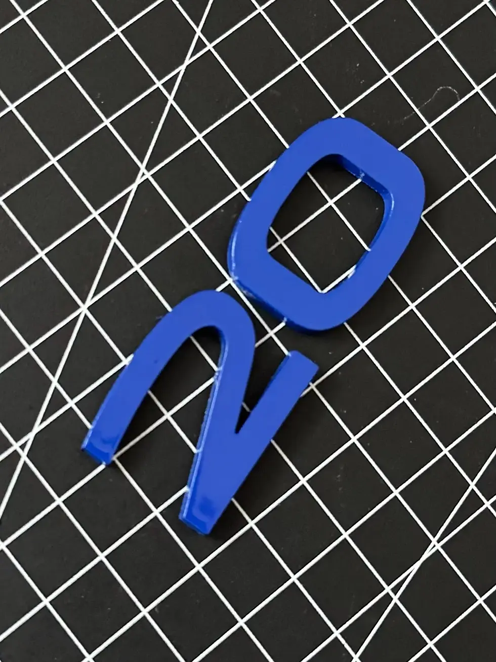 VW Golf 8 R 20 Years Emblem Logo Zahl 20 in Ultramarinblau