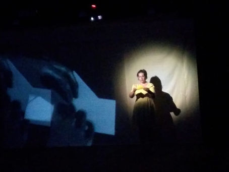 O Barquinho Amarelo traz clima nostálgico ao espaço cultural Sérgio porto