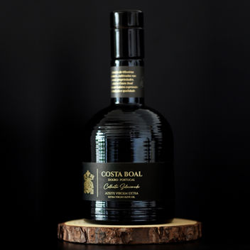 label design by Joana Avô