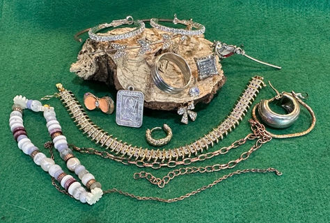 Treasure Hunting, Worry-Free: QUEST’s Caring Support Makes Every Dig Easier