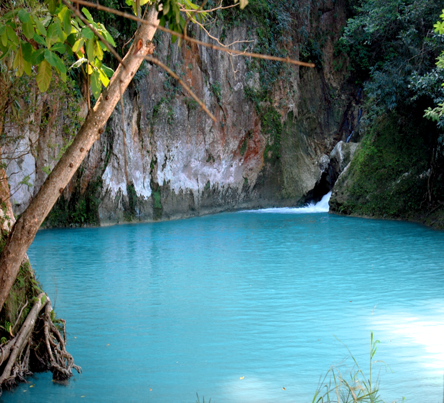 Peaceful turqoise pool_edited.png
