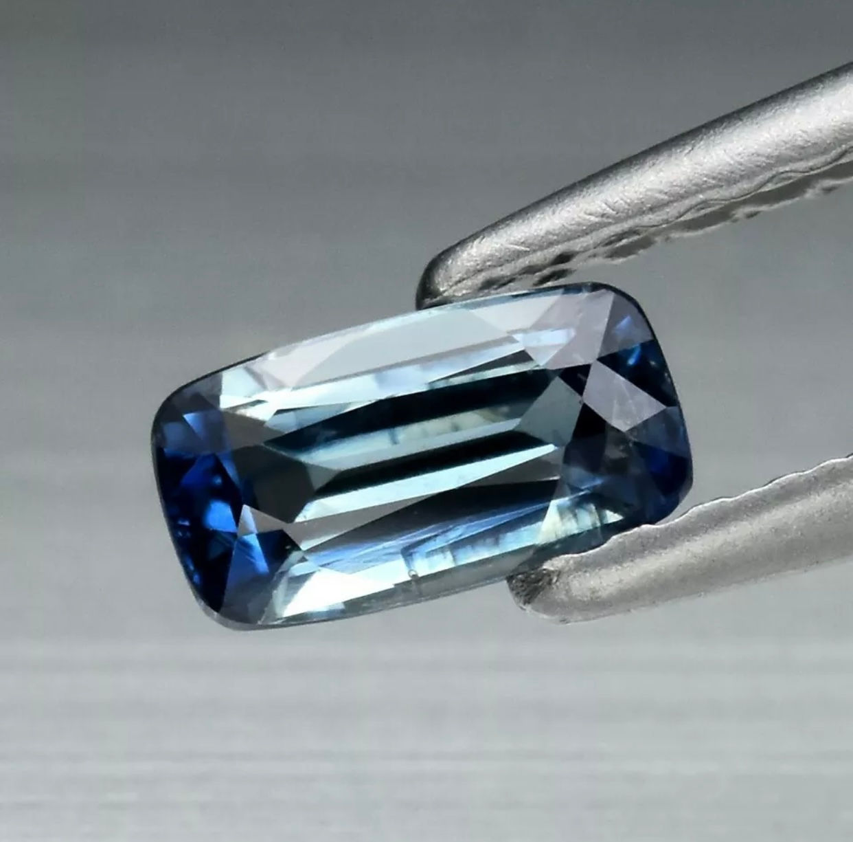 Saphir d'Australie 0.42 carat