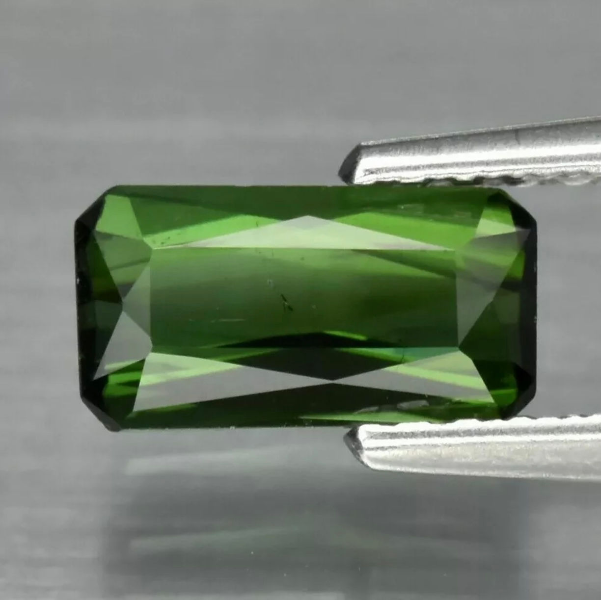 Tourmaline du Mozambique VVS 0.73 carat