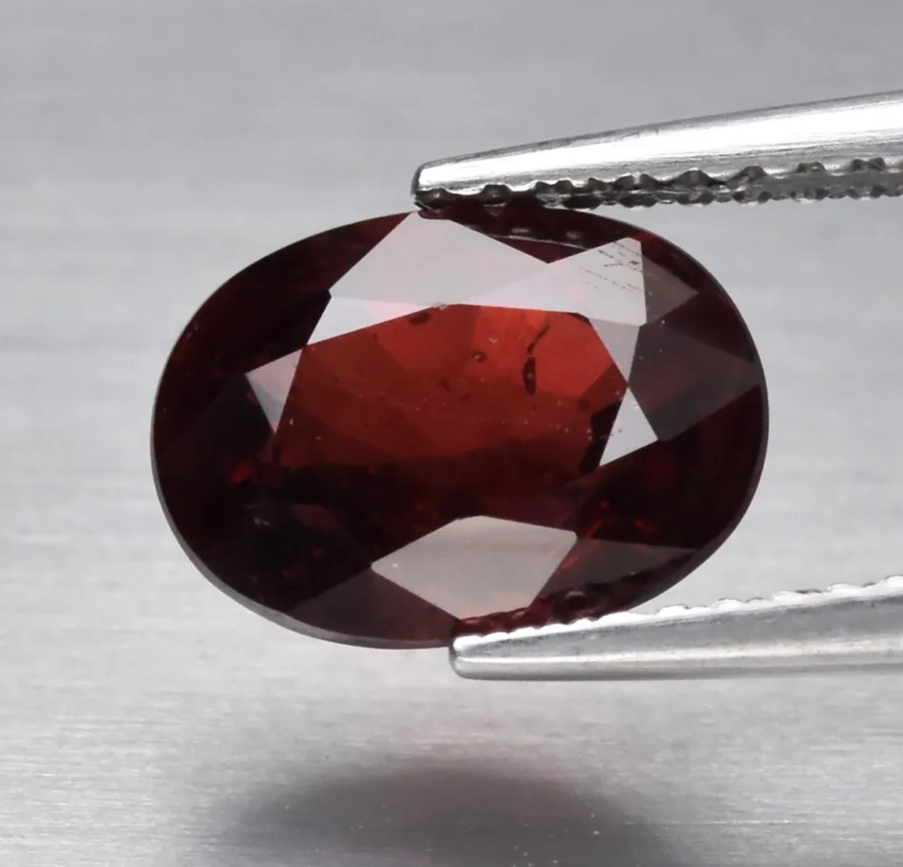 Rhodolite de Madagascar 2.58 carats