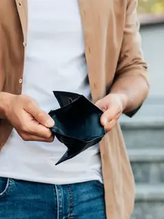 Женева сокращает социальную помощь