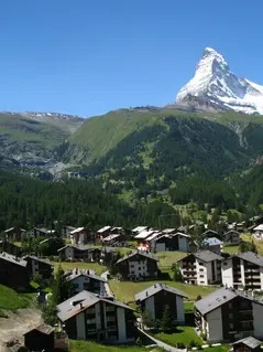 Туристические регионы задыхаются от «альпийского жилищного кризиса»