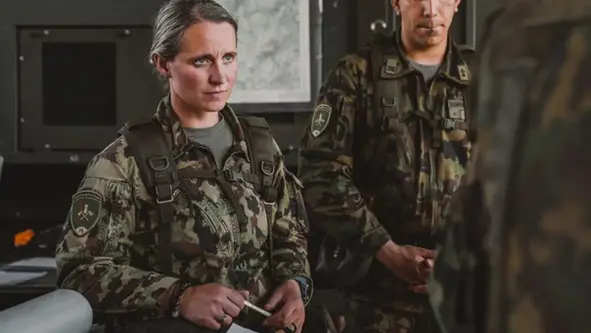 Новая инициатива может изменить отношение Швейцарии к военной обязанности женщин