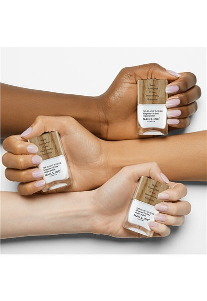 Thumbnail: Nails Inc - Glowing Somewhere Illuminator