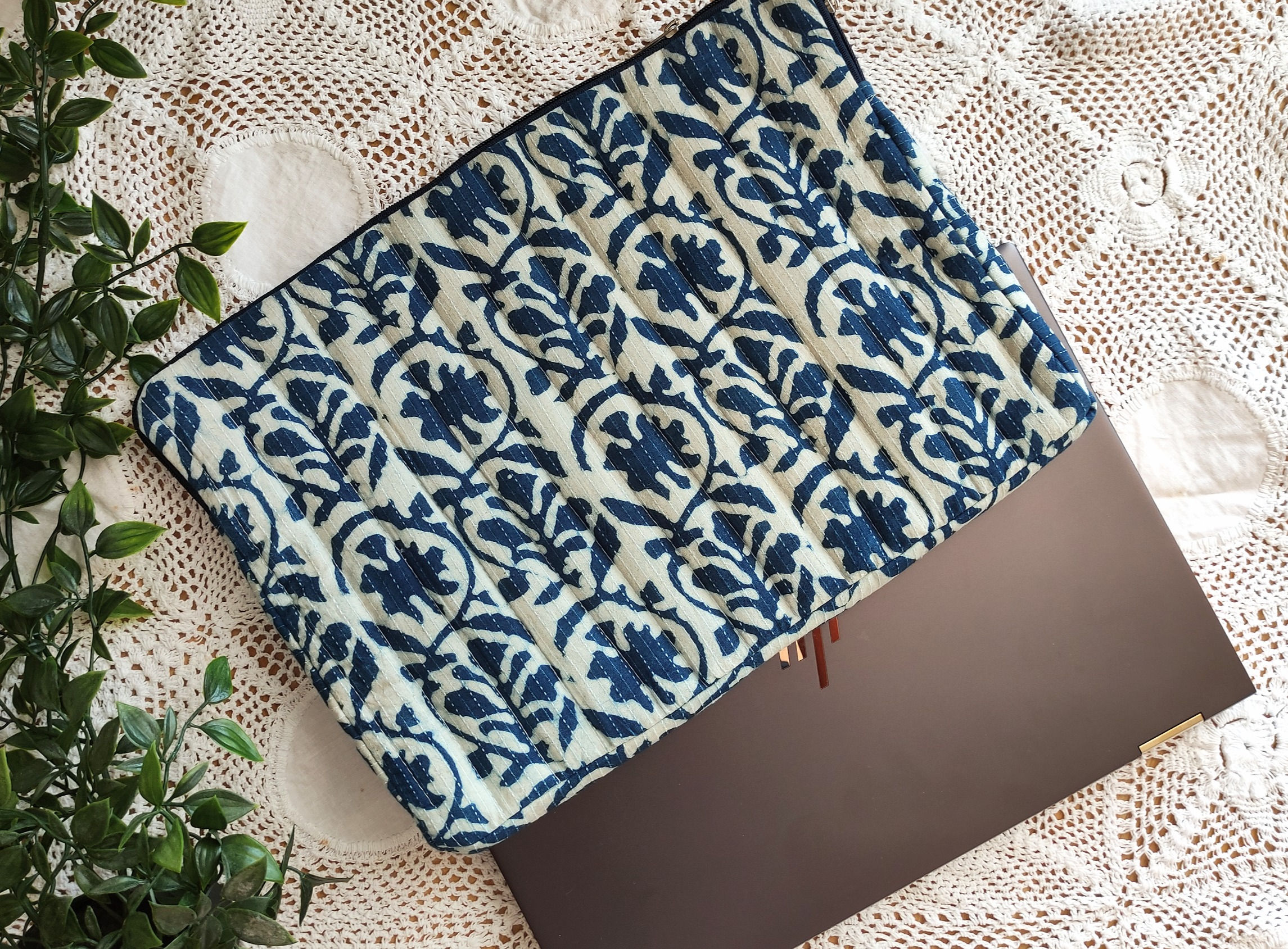 LS-08 Laptop Sleeve