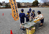1707740377612-6.jpg