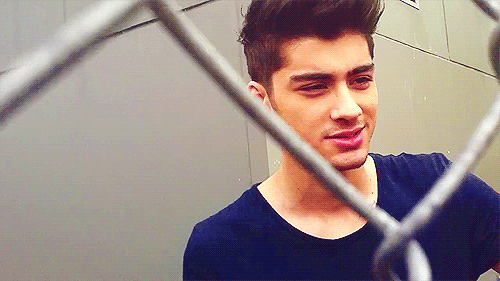 zayn-malik-birthday-january-12-2014-cheesy-smile.gif