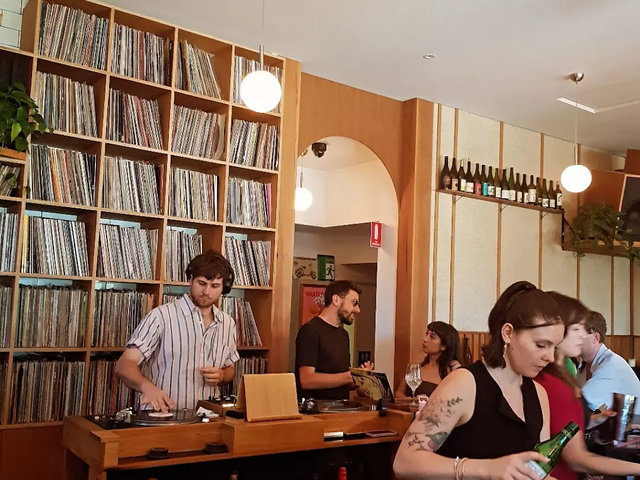 WAXFLOWER BAR WINE & VINYL