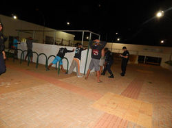 Abordagens em praças.