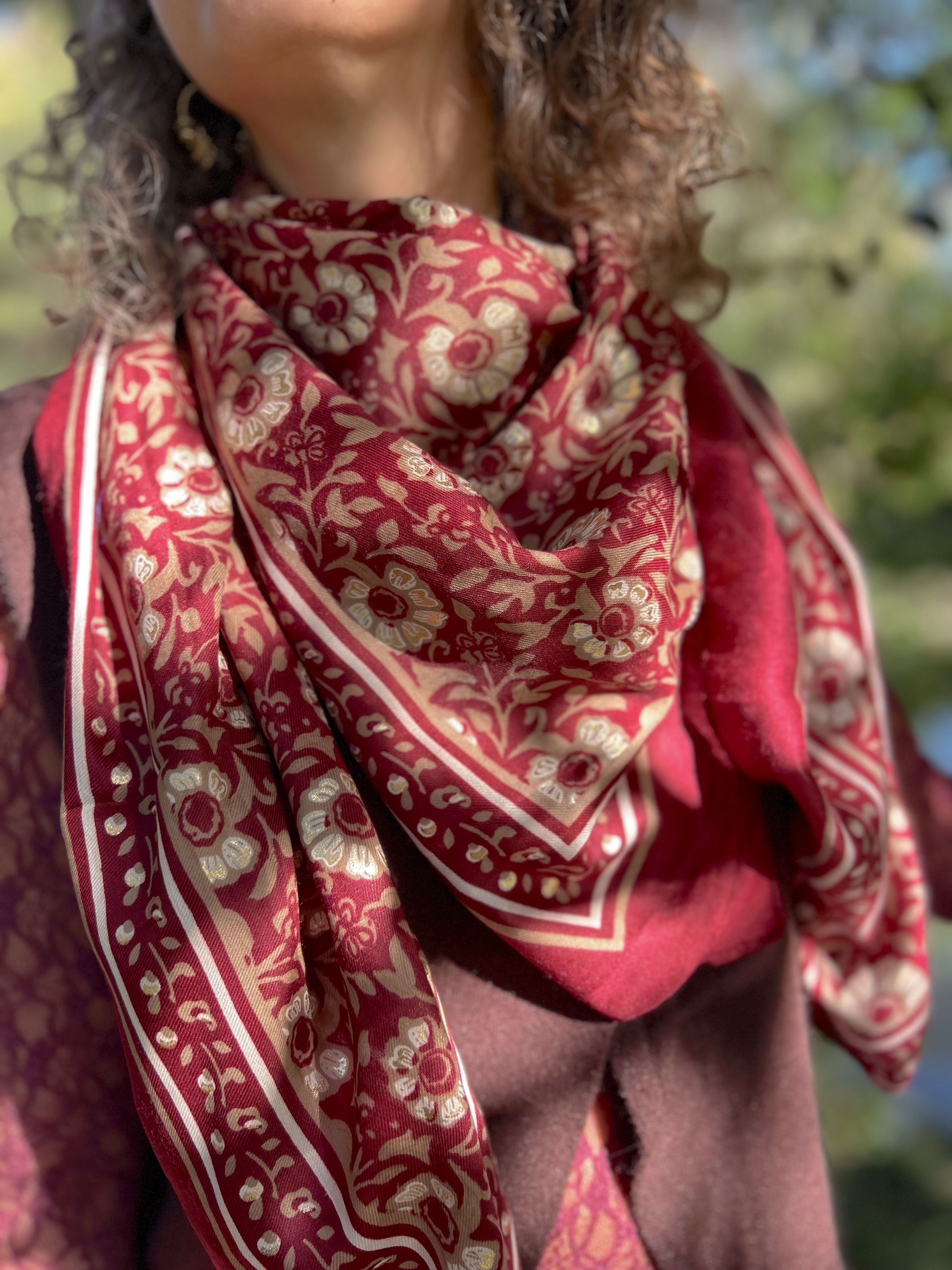 Foulards à fleurs 