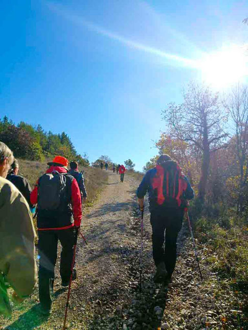 Camminata MONTEPEGLIA08.JPG