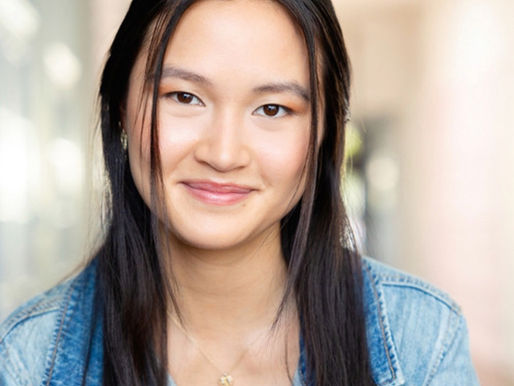 Mikayla Lew has SIGNED with HRI Talent Agency!