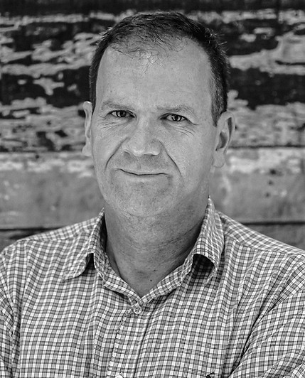 Rod Photo BW WEB_edited.jpg