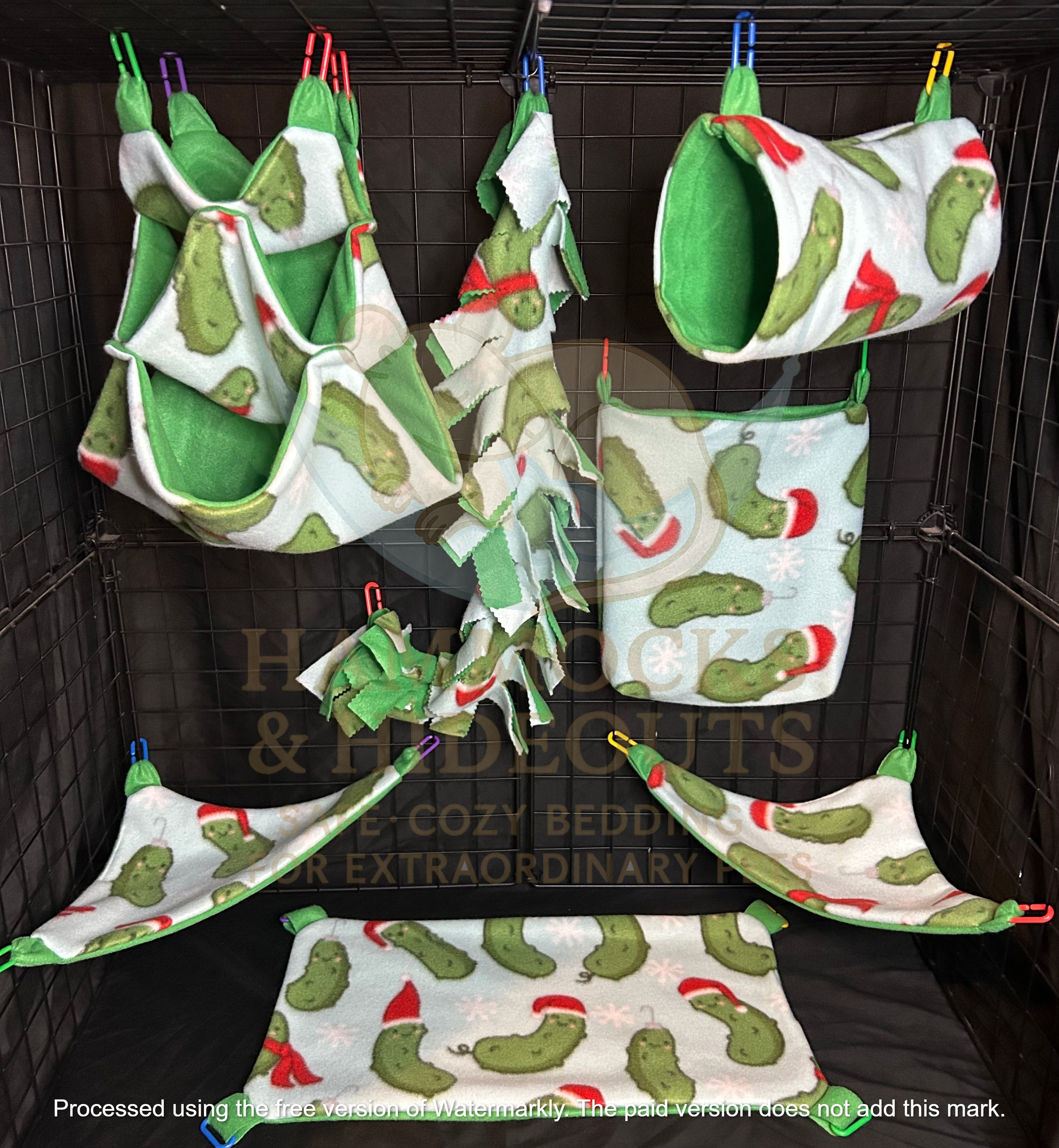 Christmas Pickles Cage Set