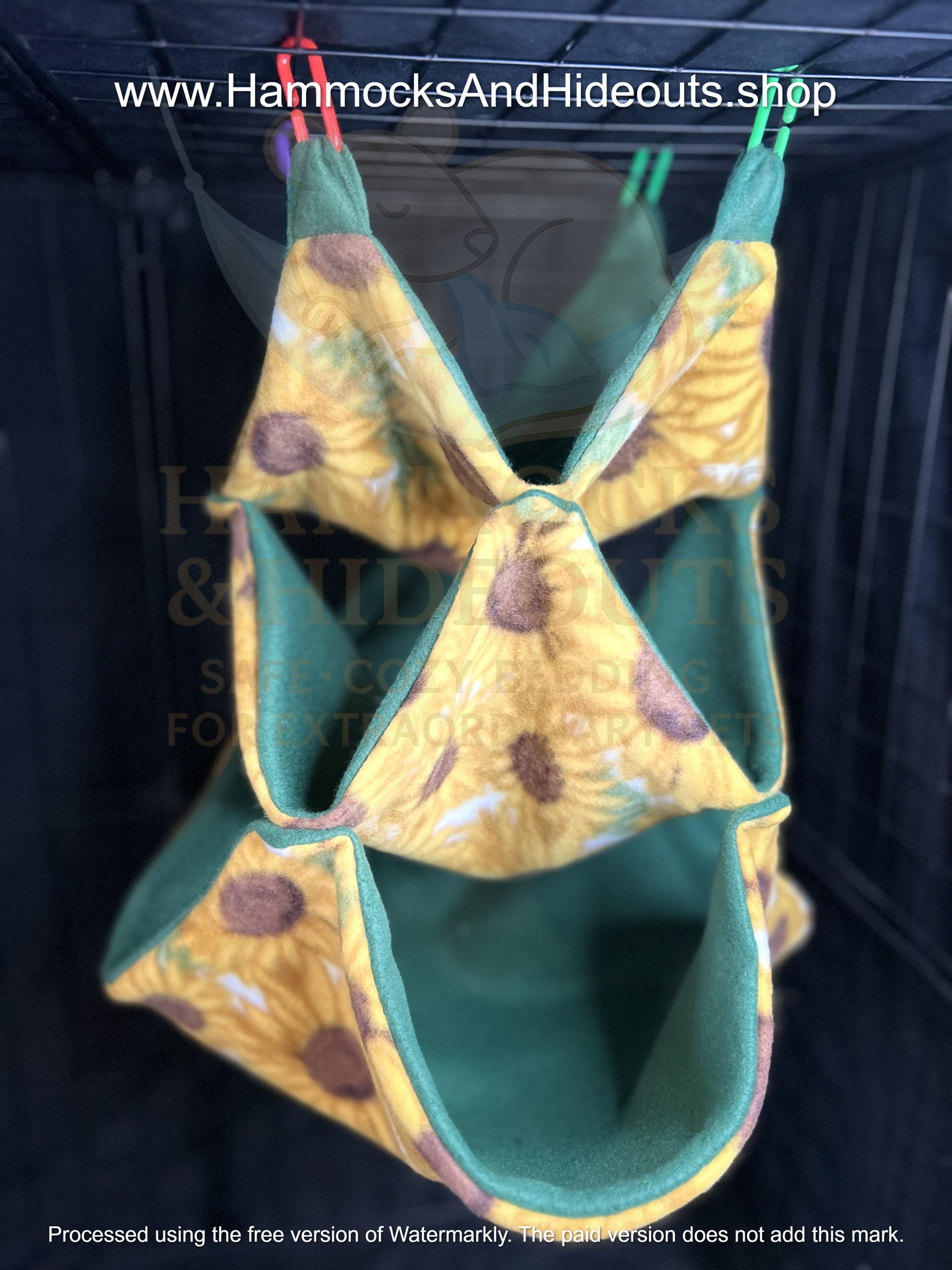 Sunflowers on Dark Green Large Bunker Hammock