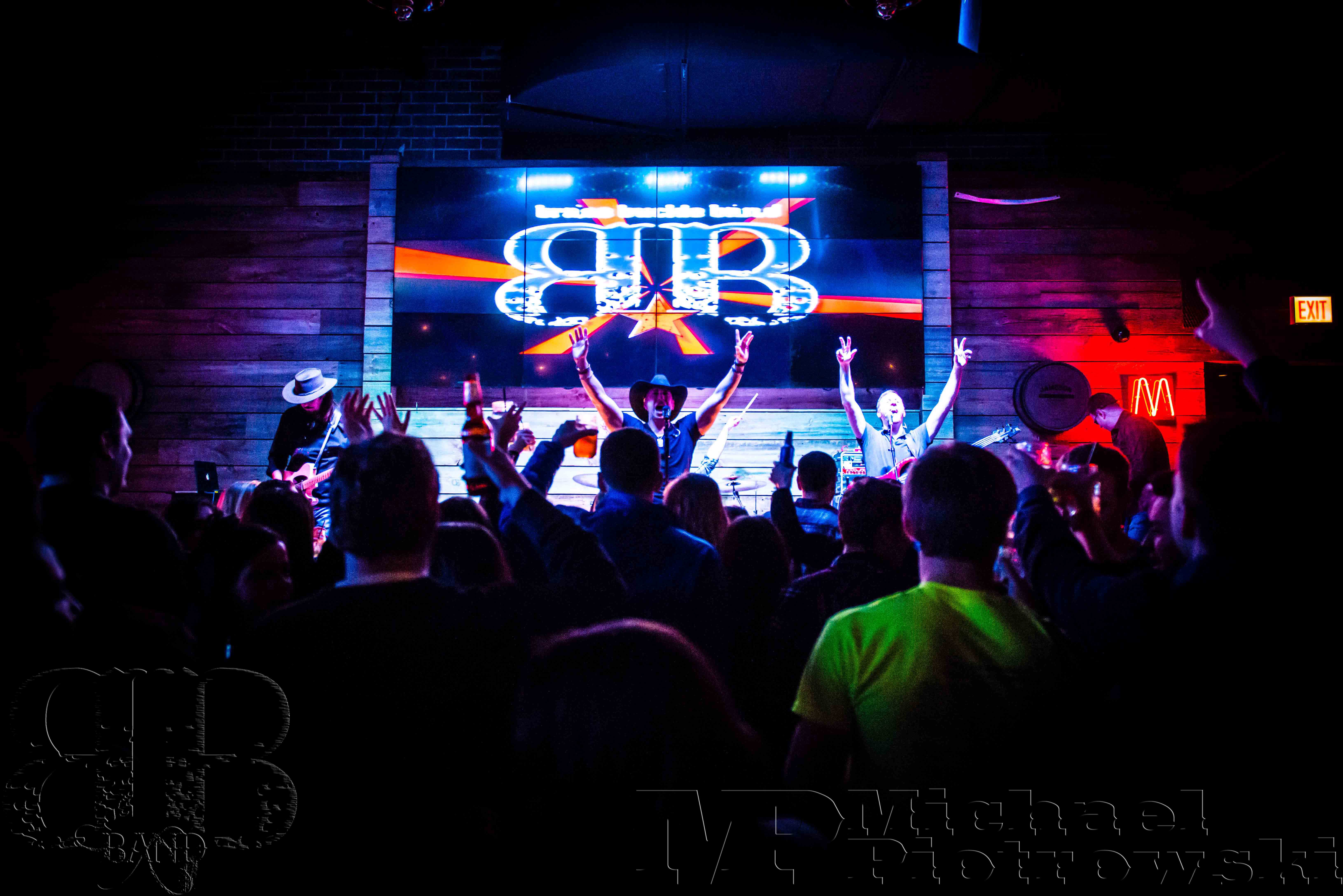 GALLERY brassbuckleband