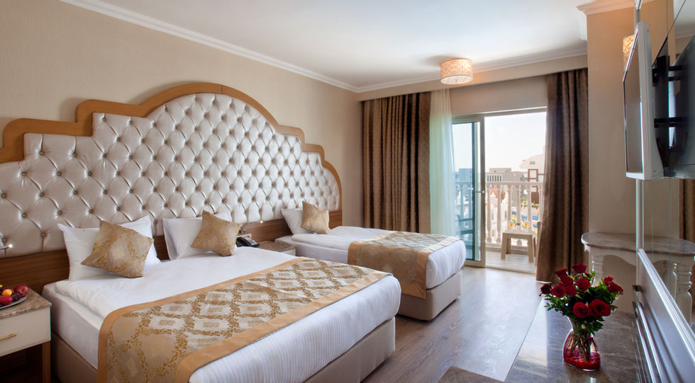 oz hotels side premium standard room 2