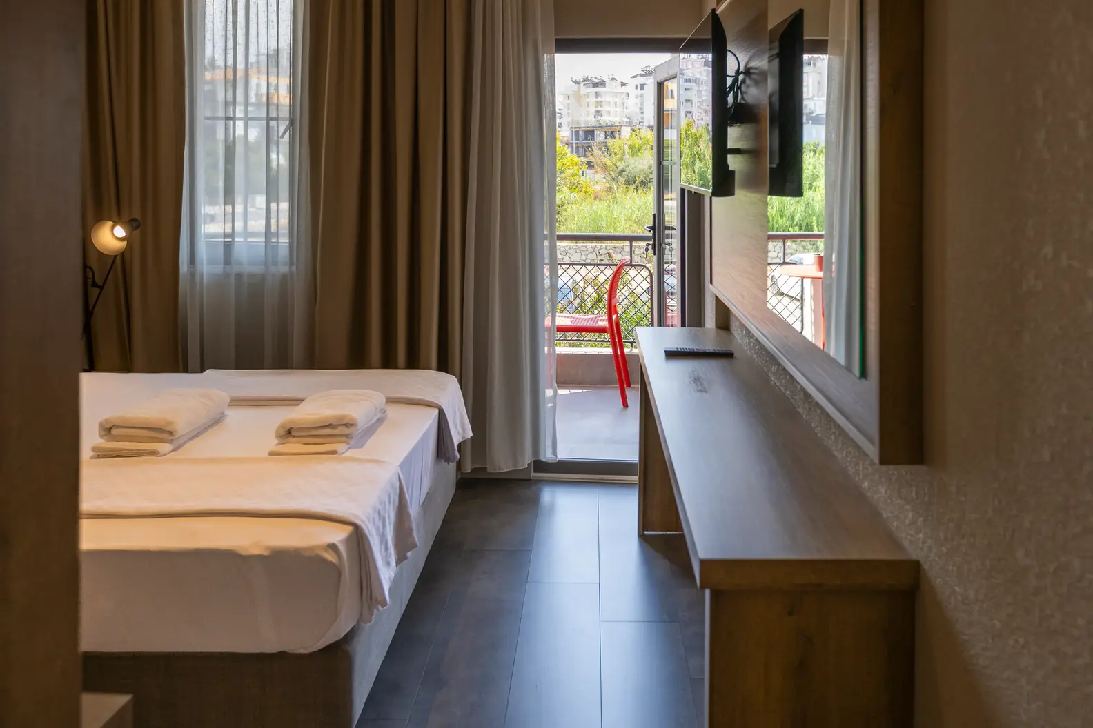 Hotel 7's spacious and modern designed room - a cosy boutique hotel experience in Antalya Konyaalti.