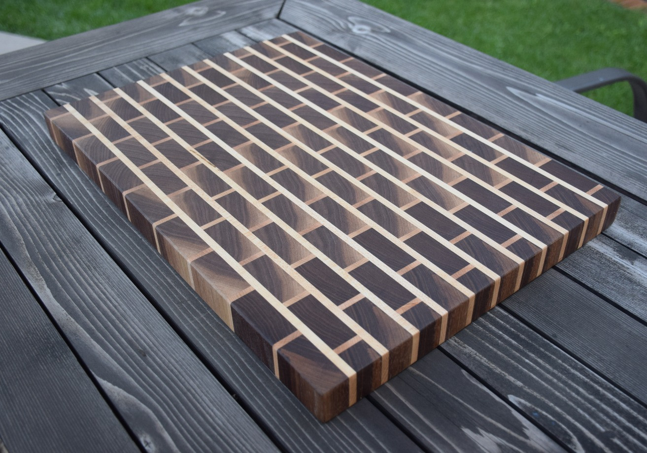 End Grain Brick Cutting Board - Large