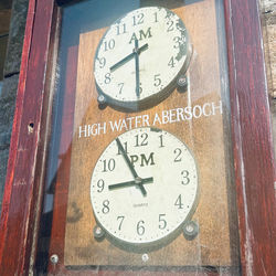 Abersoch Tide Box