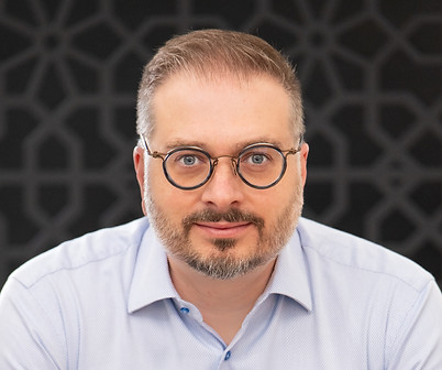 Aaron Graham 1 Hi-Rez.jpg