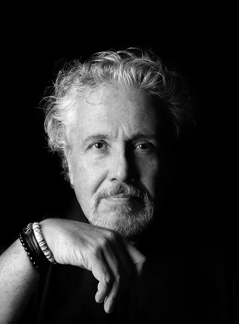 Logo o representación visual de Hernando Alzate para sitio Alzate Fine Art