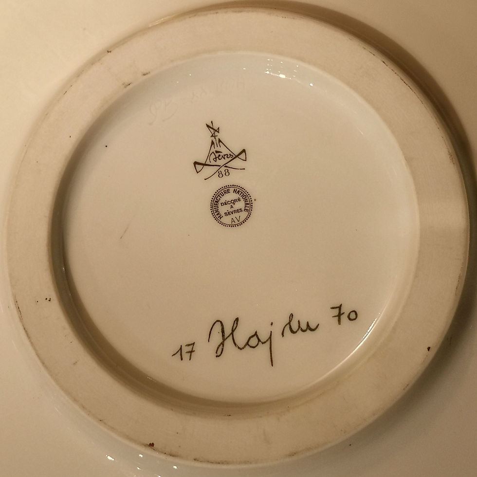 Miniature : Etienne Hajdu, Sèvres, service Diane, plat, assiette en porcelaine