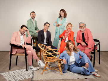 Shootings corporate : des photos d'équipe modernes et colorées