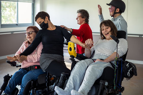 Photographe reportage nantes, photographe nantes, photographe rezé, photographe social nantes, reportage social nantes, danse adaptée rennes