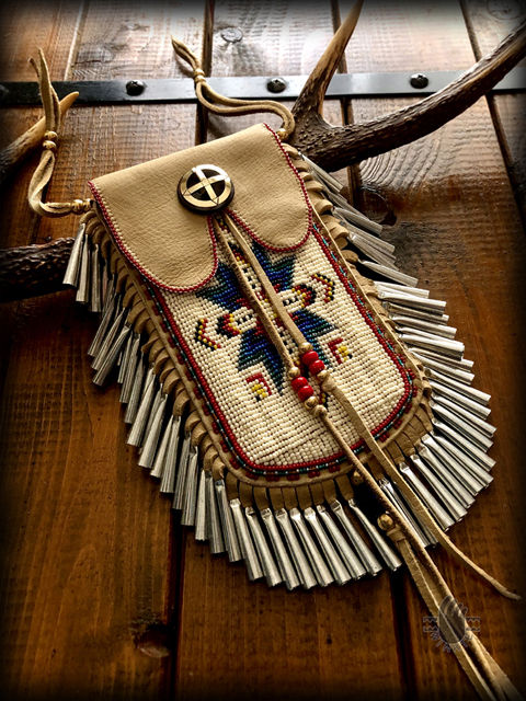 Beaded "Lakota Star" Smartphone Pouch (i-phone 8 Plus ver.) 1