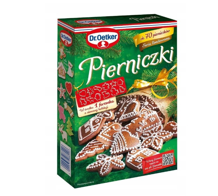 Dr. Oetker Pierniczki box, with decorated gingerbread cookies on white background
