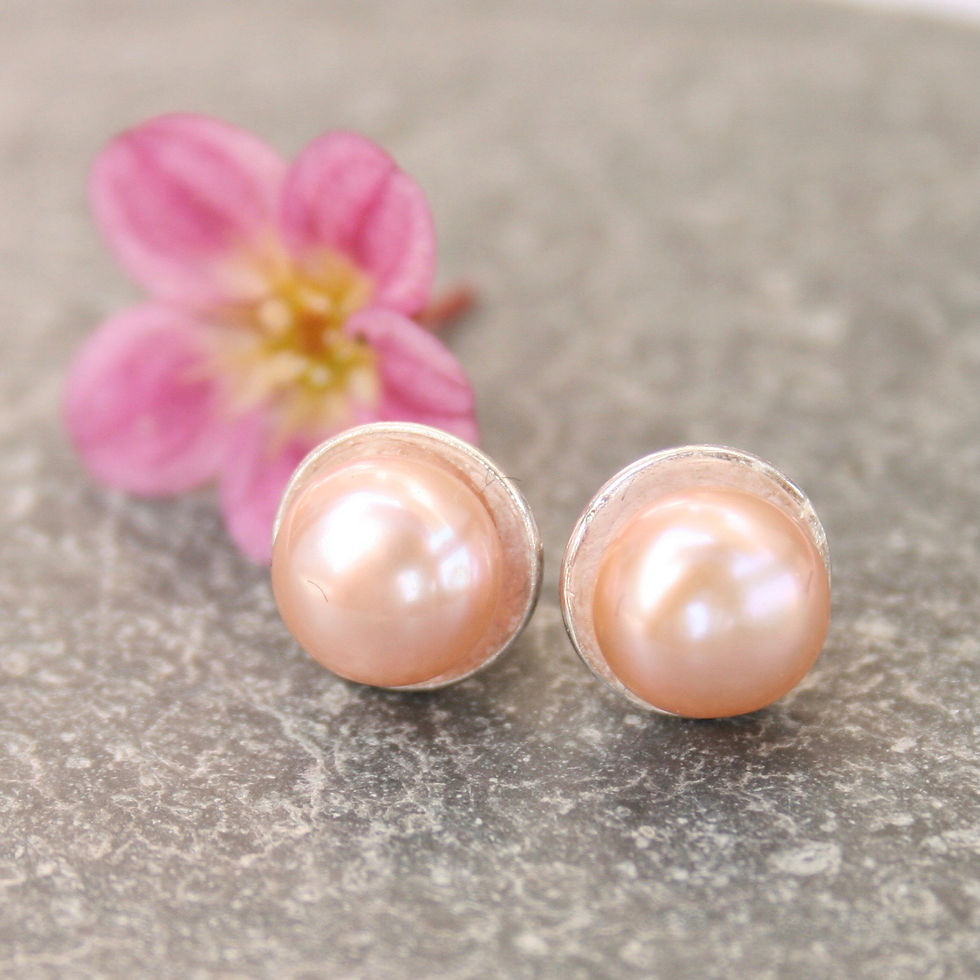 Thumbnail: Pink pearl stud earrings