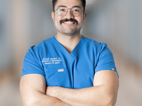 Dr. Antonio Barrera Realiza con Éxito una Cirugía de Columna con Productos de Ortemar Médica