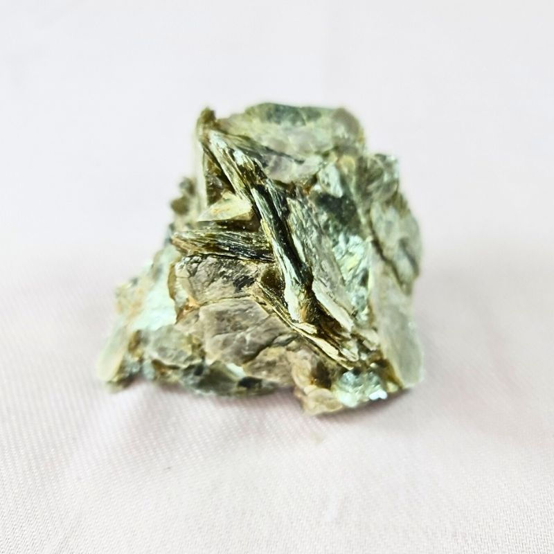Thumbnail: golden mica crystal cluster