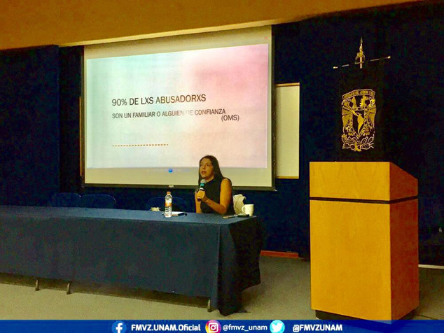 Conferencia en Facultad de Medicina Veterinaria y Zootecnia UNAM