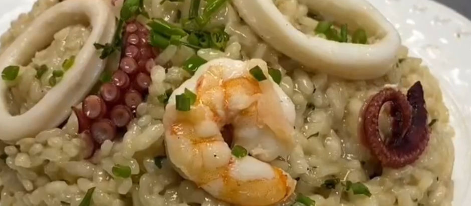 Sanji’s seafood risotto (One Piece)