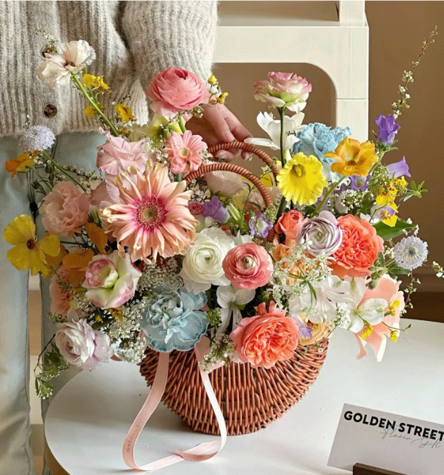 Woven Rattan Storage Basket for Flowers and Gifts
